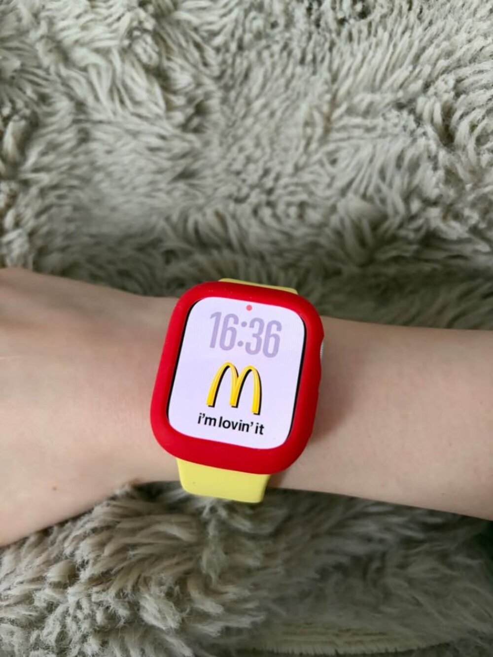 Fun McDonald’s-Inspired Apple Watch Band & Case - 41mm
